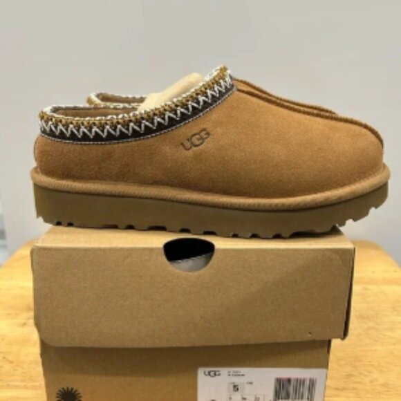 UGG Tasman Slippers chestnut - Picture 1 of 10